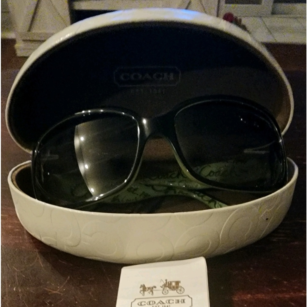 Coach Sunglasses with Coach Case & Cleaning Cloth